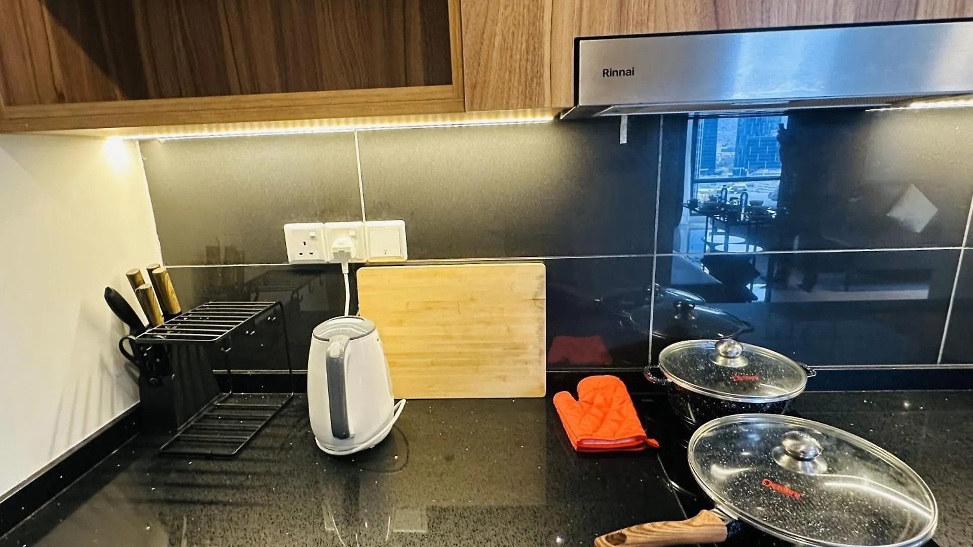 Axon Suites By Pavilion Forest Kuala Lumpur 0*,